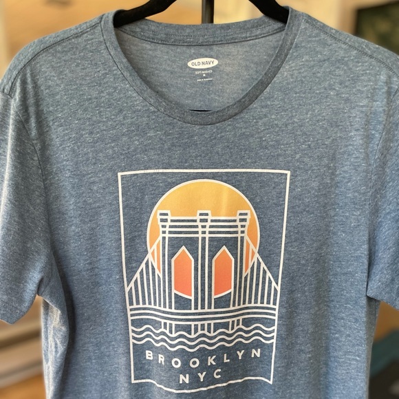 2 Boys Medium t-Shirts, Old Navy, Excellent Condition - Picture 7 of 13